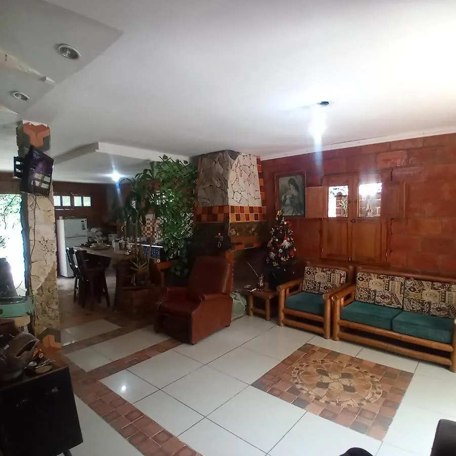 Bosques Del Rio Hostal Medellin Guest house